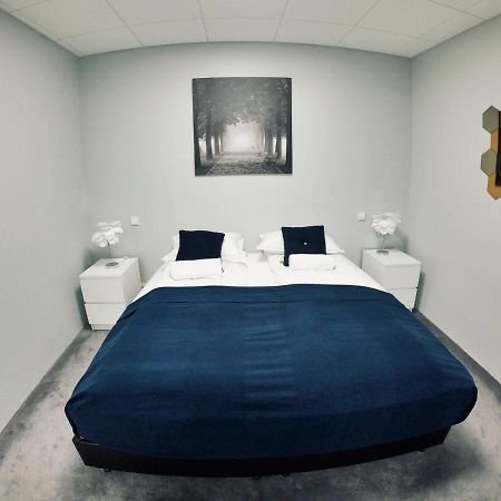Hotel Tjarna Njarthvik Dış mekan fotoğraf